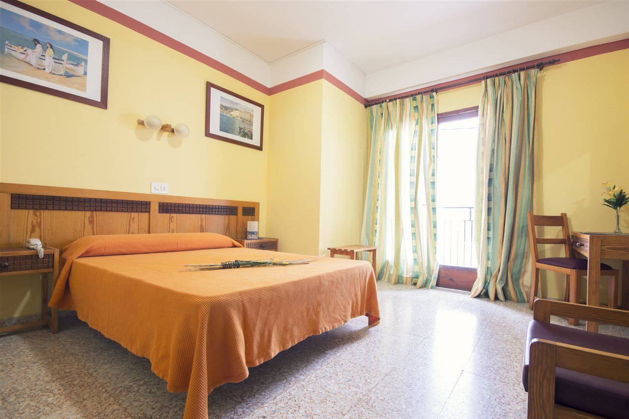 Azuline Hotel S'Anfora & Fleming (Adults Only) San Antonio  Kültér fotó